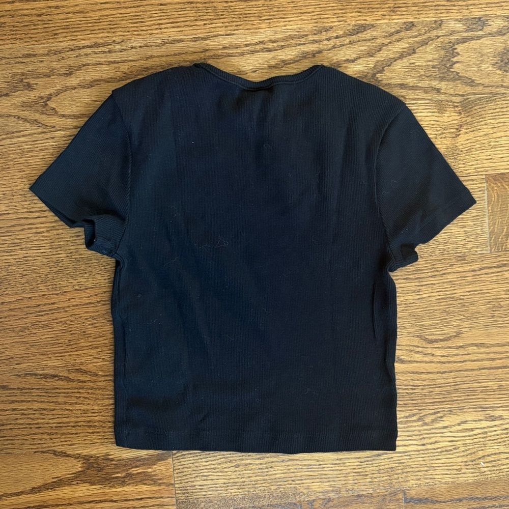 H&M Divided Bundle of 2 Basic Short Sleeve Ribbed Crop Tees Size Sm Black White - Picture 6 of 7
